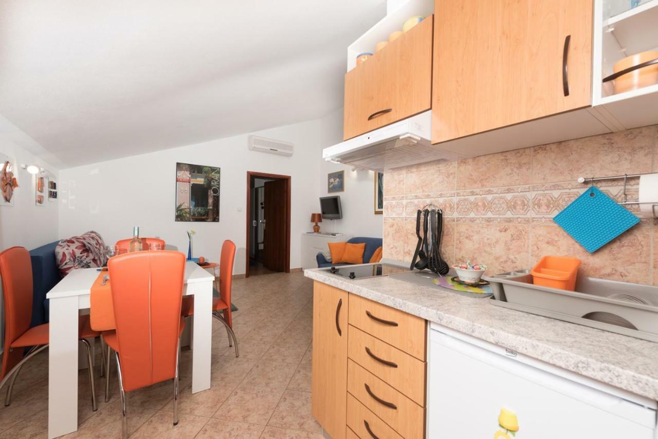 לובראן Apartments Villa Zara מראה חיצוני תמונה
